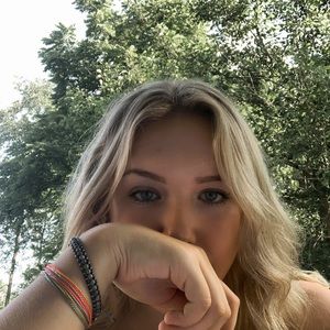 Meet your Posher, Heidi